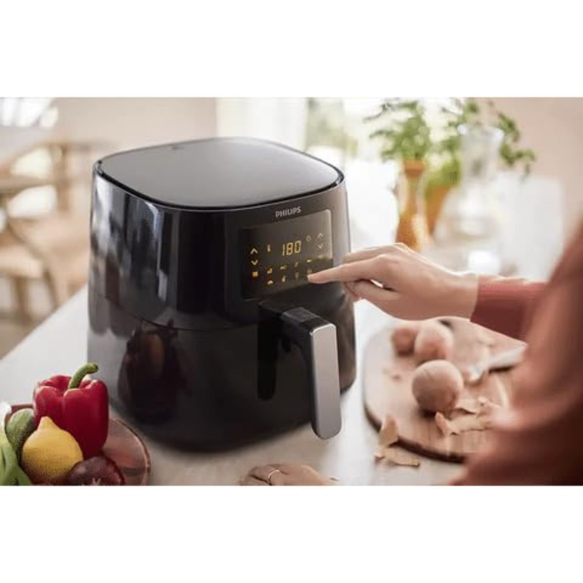 Philips 2000 Watt Digital Air Fryer with Rapid Air Technology (Black) - HD9270/70