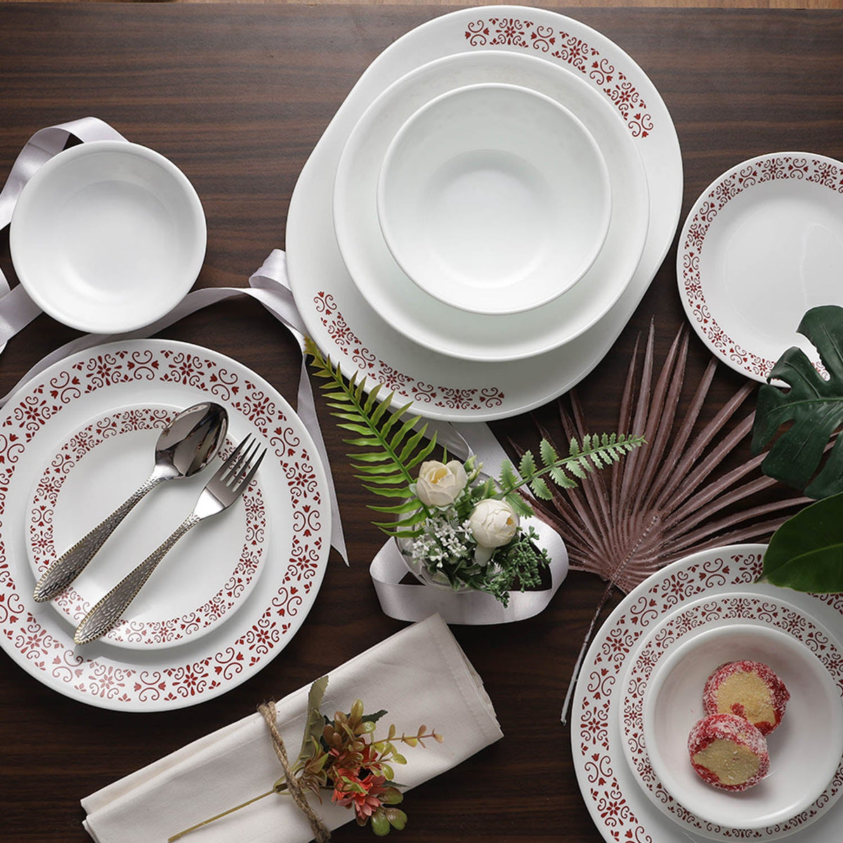 Corelle Livingware Series Red Trellis 30 Pcs Dinner Set