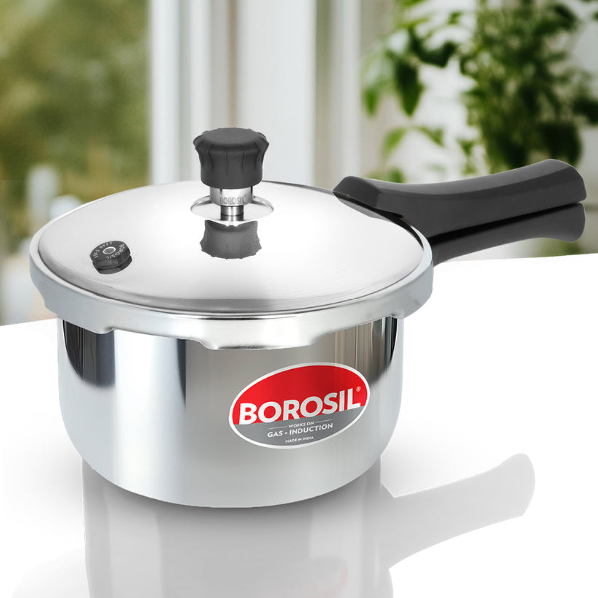 Borosil Presto Tri-Ply Outer Lid Pressure Cooker, 2L