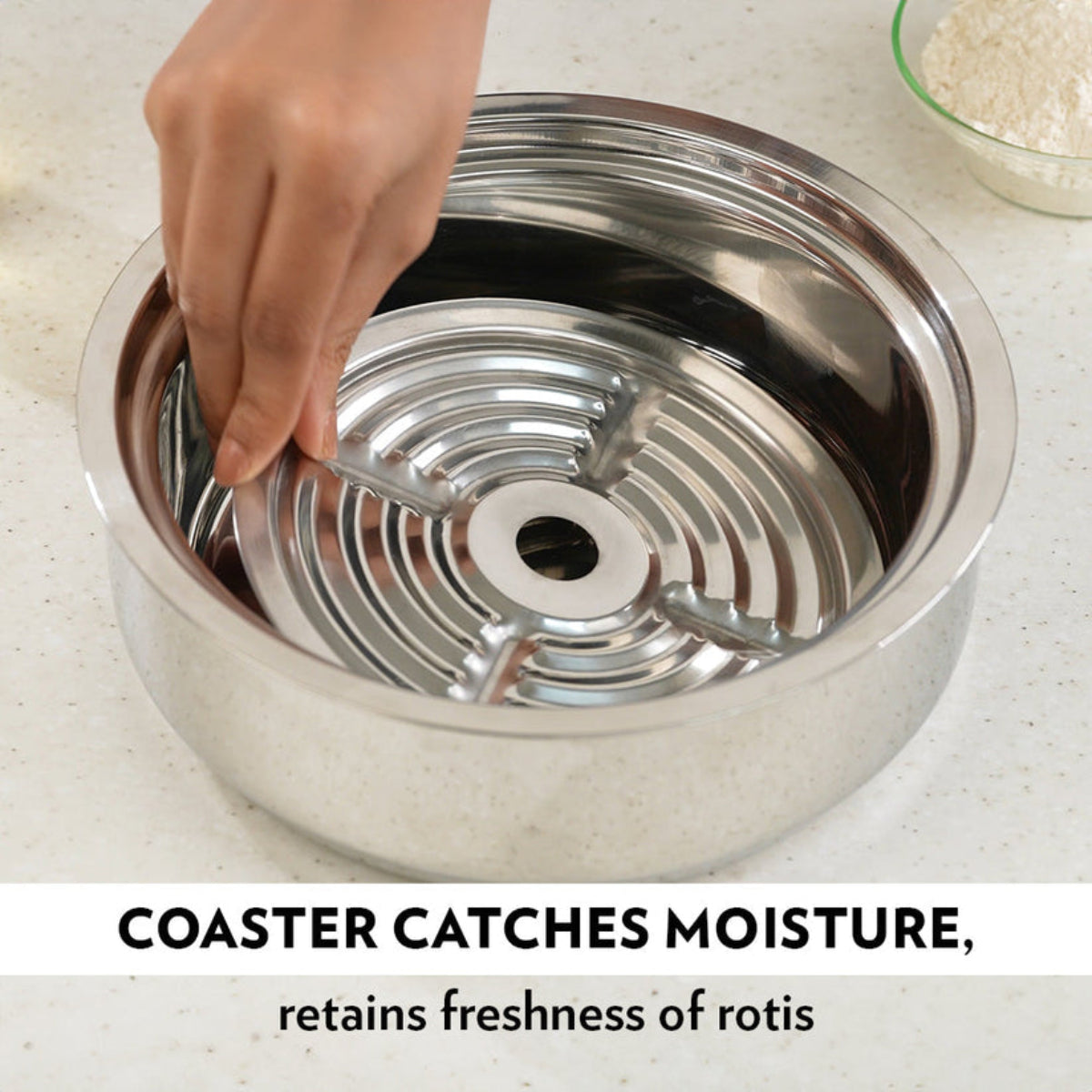 Borosil Servefresh Roti Server With Coaster And Glass Lid